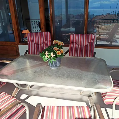 Апартаменты Sea View Loft Неа-Миханиона